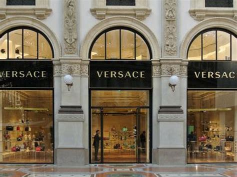 tirelire versace|versace company.